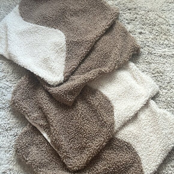 West Elm Mara Hoffman Shearling Pillow Cover 26"X26" Like New - Picture 3 of 4